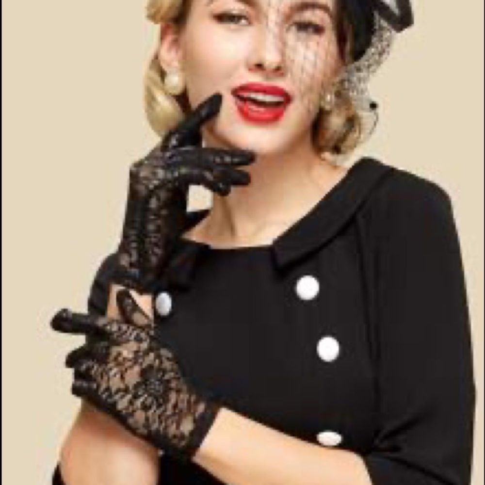 Lace gloves - Picture 4 of 4